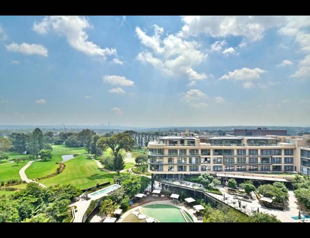 4 BEDROOM APARTMENT FOR SALE IN HOUGHTON